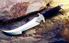 Slice of Significance: Engraved Personalized Knives post thumbnail image