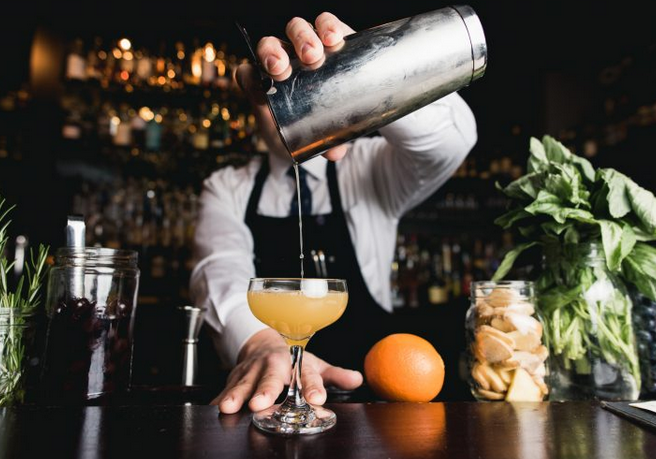 The Secret to a Great Event: Hire a Professional Bartender post thumbnail image
